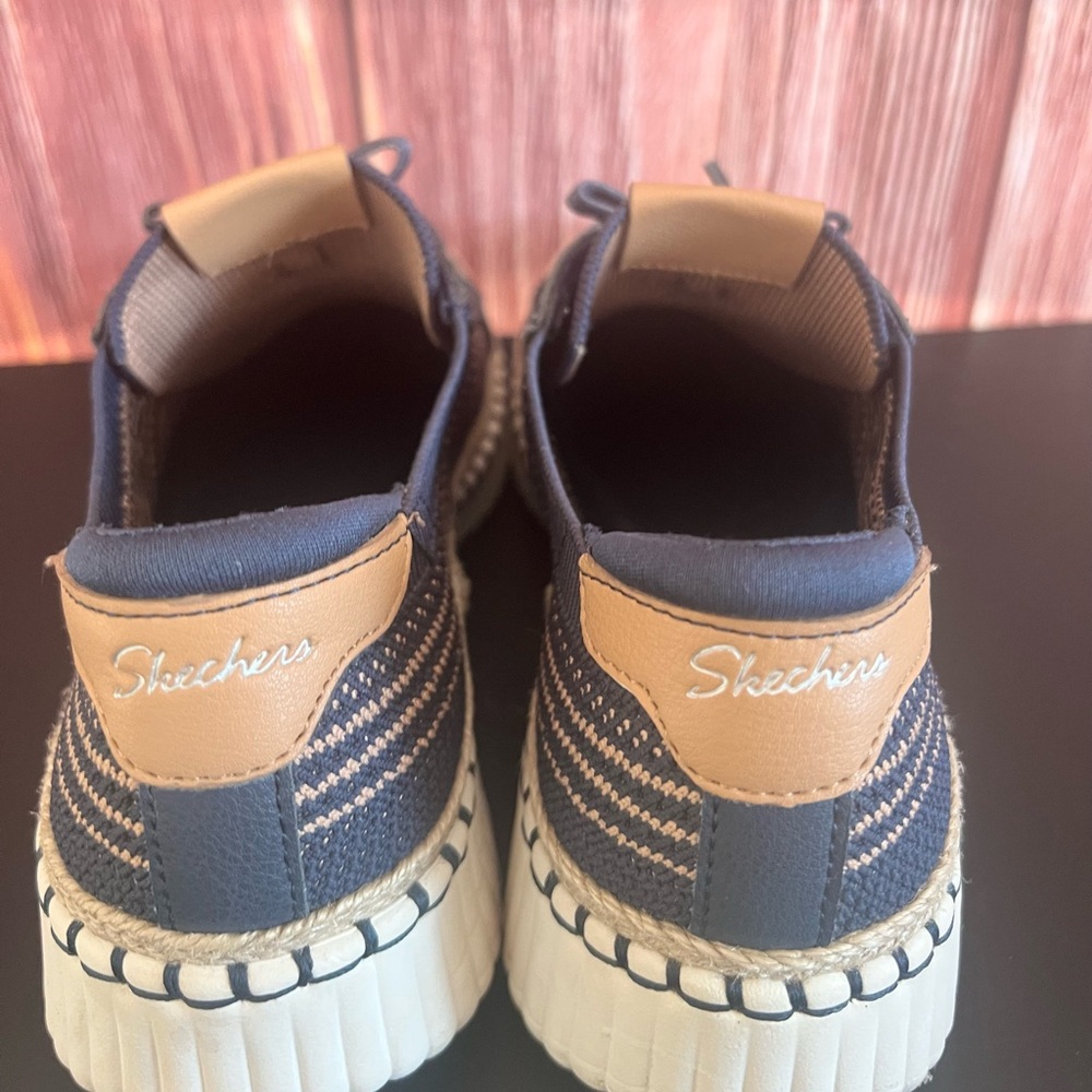 Skechers Navy Modern Comfort Wilshire Sneakers, W - Picture 9 of 15